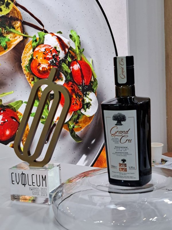 Terra Creta Grand Cru Koroneiki Premium Olivenöl 500ml
